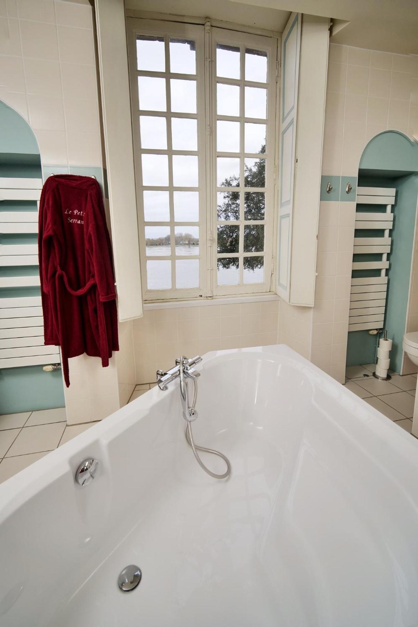 Le Petit Serrant - Maison D'Hotes D'Exception Bouchemaine ภายนอก รูปภาพ