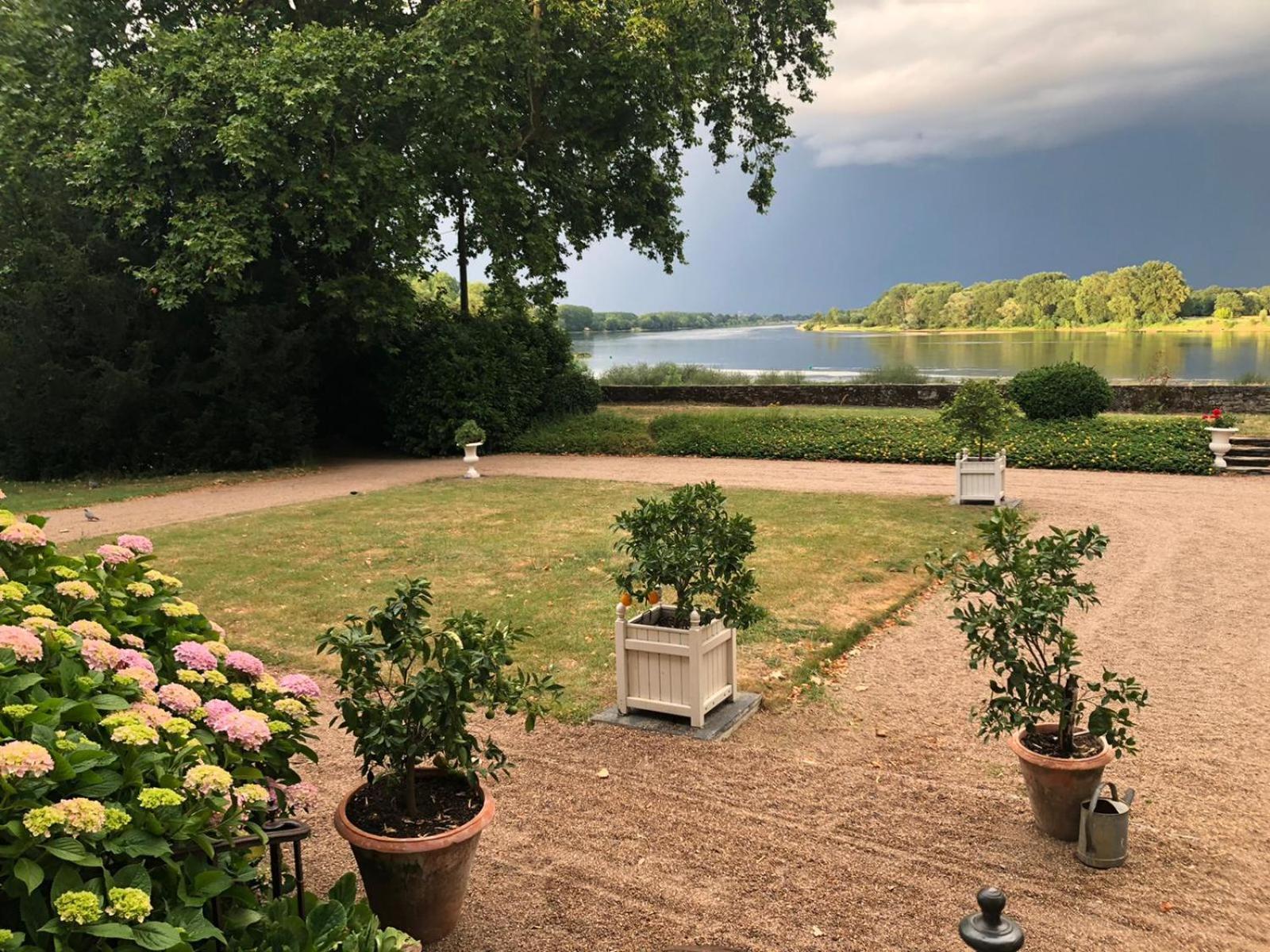 Le Petit Serrant - Maison D'Hotes D'Exception Bouchemaine ภายนอก รูปภาพ
